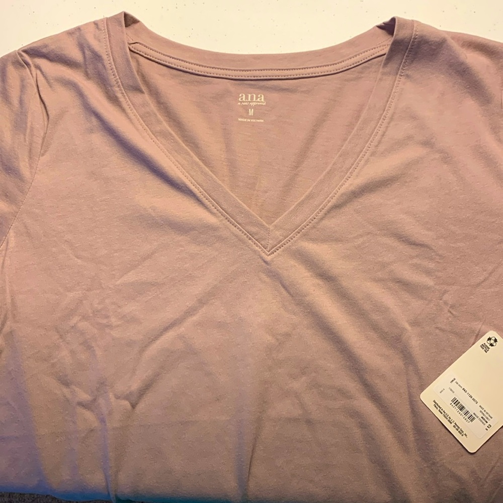 Womens short sleeve tee